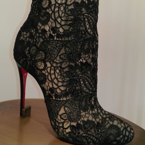 Louboutin boots. - Picture 2 of 11
